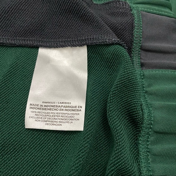 Rare Nike zip up jacket - Picture 12 of 17